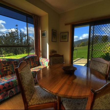 Plovers Ridge Country Retreat Vila Lilydale Quarto foto